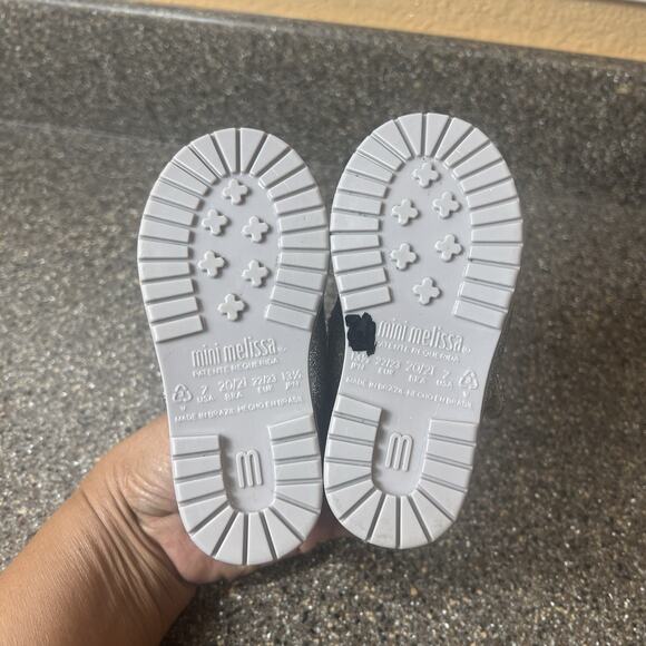 Mini Melissa Kids Little Girl Toddler Sz 7 Silver Glitter Bow Tassel Rubber Shoe - Picture 10 of 10